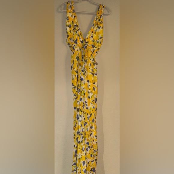 Ieena for Mac Duggal Wide-Leg Cross-Halter Jumpsuit - Picture 5 of 10